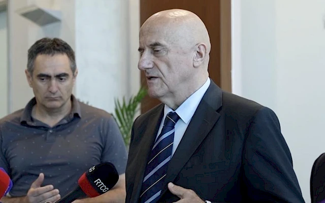 SAD uvele sankcije Mićunoviću i Davidoviću
