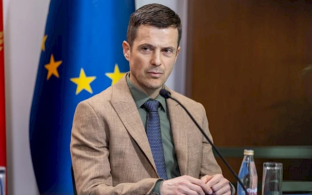 Mujović upozorio na zloupotrebe u energetskim kompanijama