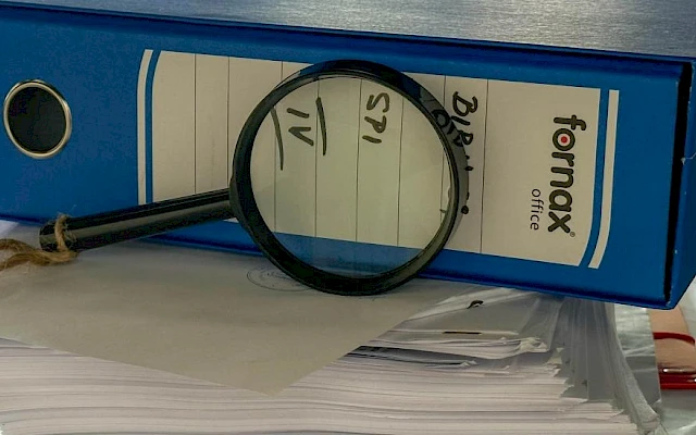 Građani plaćaju dok institucije ćute