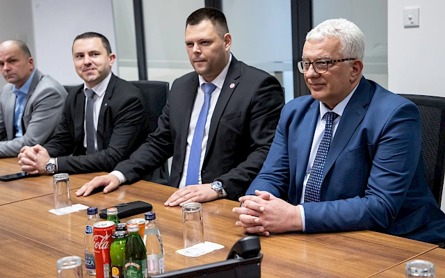 Opština Nikšić častila Mandića ručkom od 1.647 eura