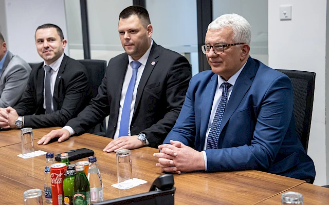 Opština Nikšić častila Mandića ručkom od 1.647 eura