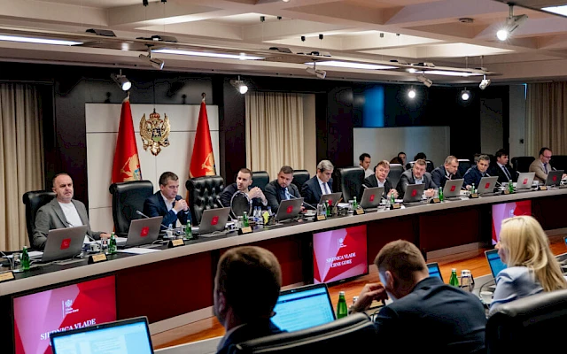 Javna uprava raste, racionalizacija ostaje u strategijama