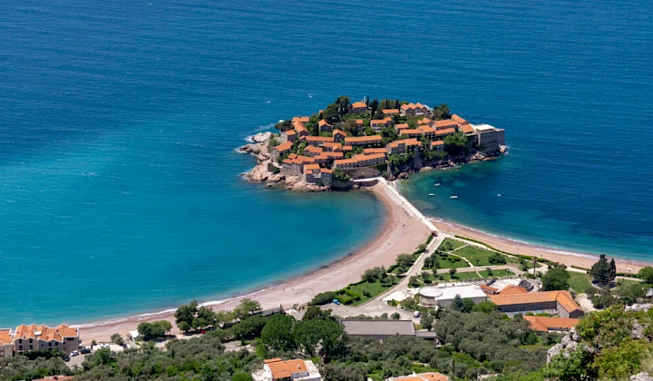 Otvaranje Svetog Stefana kao test za crnogorski turizam