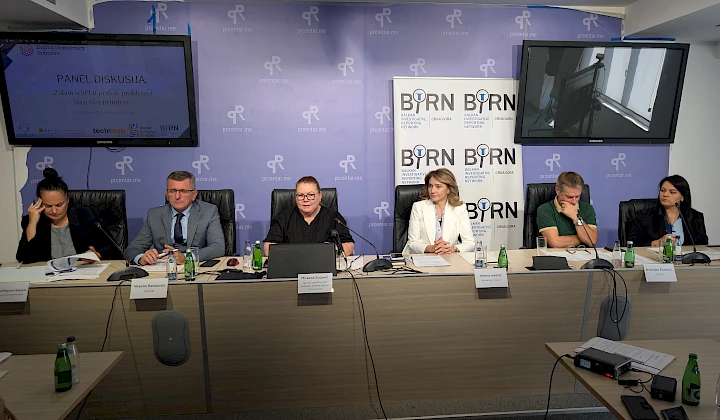 I pored novog zakona institucije kriju podatke