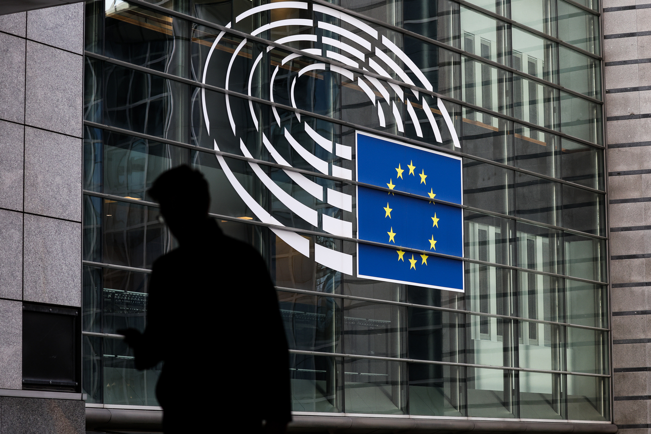 Institucije EU pokušavaju da zakonski riješe pitanje "posrednika". Foto: EPA-EFE/STEPHANIE LECOCQ
