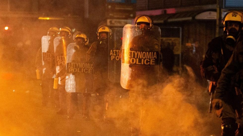 Sukob policije i demonstranata u Grčkoj. Foto: EPA-EFE/ACHILLEAS CHIRAS