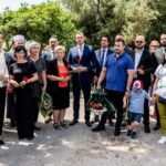 Komemoracija žrtvama deportacije ispred zgrade CB Herceg Novi. Foto: Vlada Crne Gore