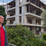 Stambena zgrada izgrađena pored kuće Marjana Duševića. Foto: BIRN/Ivan Ivanović