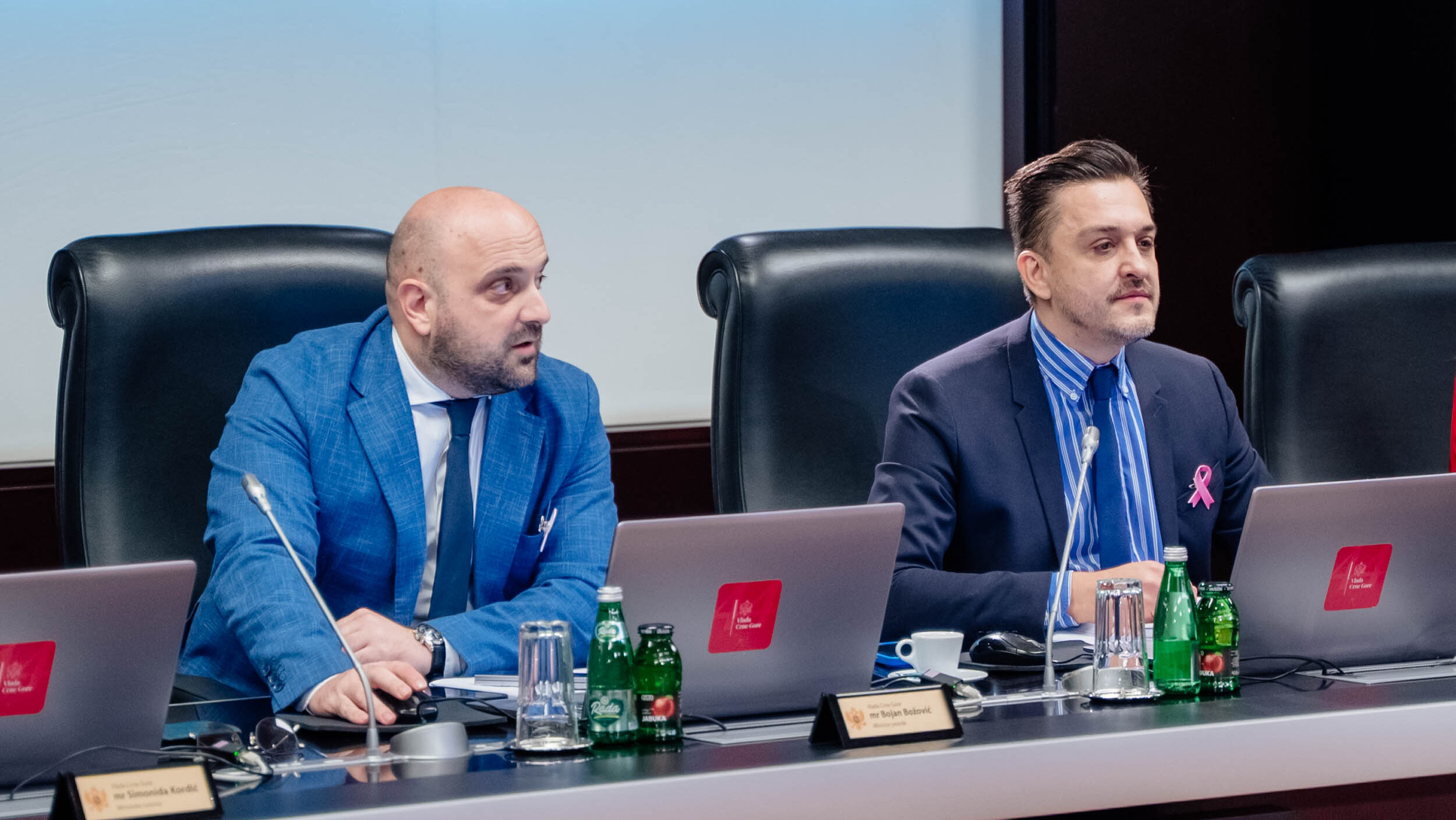 Ministar pravde Bojan Božović (L). Foto: Vlada Crne Gore