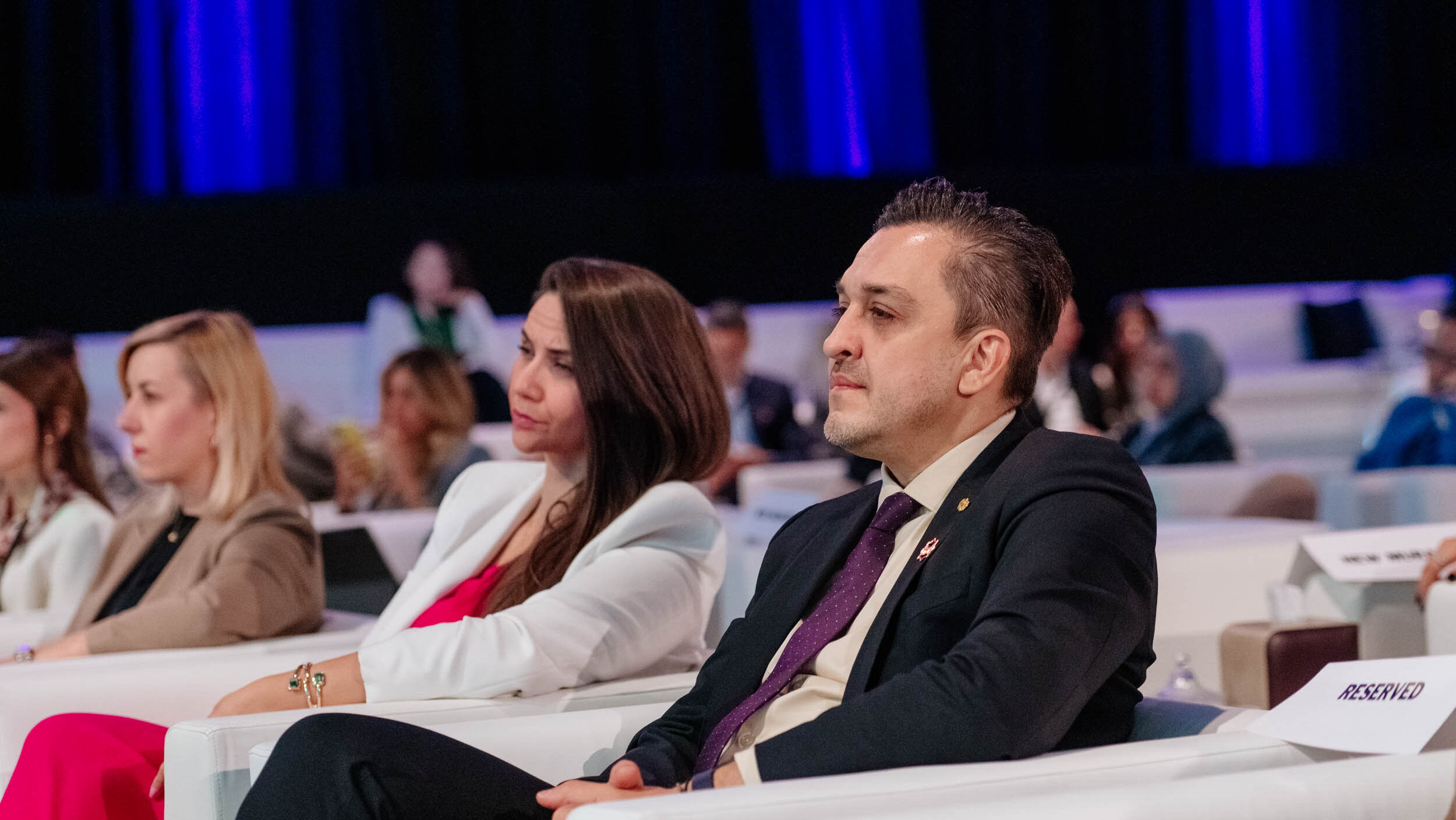 Ministar finansija Novica Vuković (desno) na Fortune global forumu u Rijadu. Foto: Vlada Crne Gore