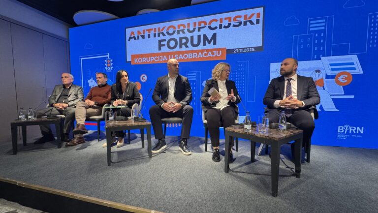 Sa Antikorupcijskog foruma "Korupcija u saobraćaju".Foto: BIRN