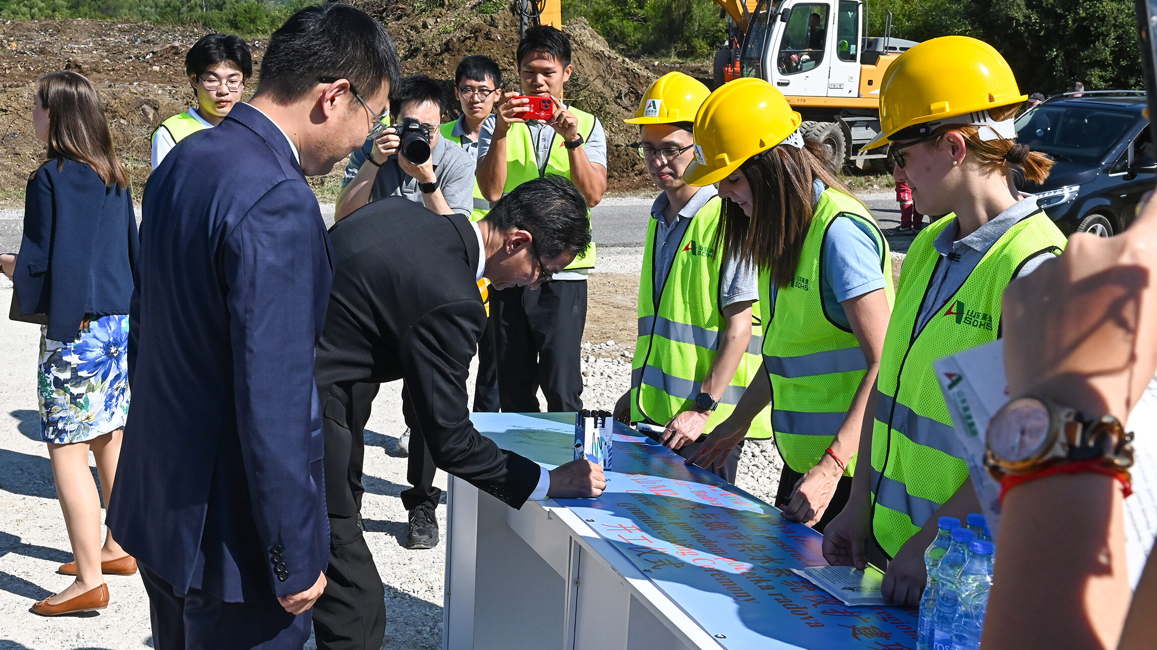 Početak radova na bulevaru Tivat-Jaz. Foto: Vlada Crne Gore