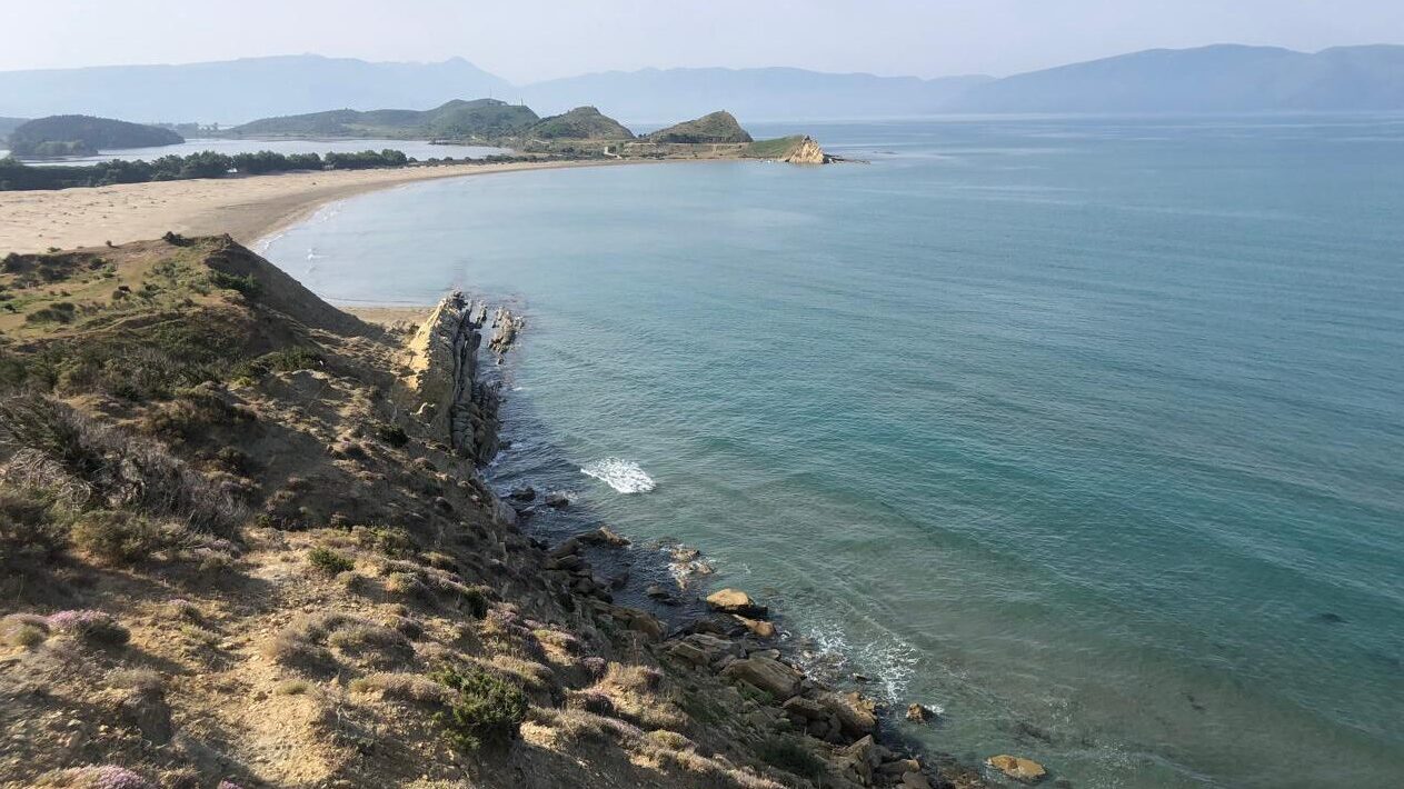 Plaža Porto Novo u Albaniji. Foto: BIRN/Vladimir Karaj