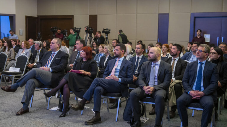 Sa Antikorupcijskog foruma "EU do 2028? Kripto, maligni uticaj i dezinformacije“ u Podgorici. foto: Vlada Crne Gore