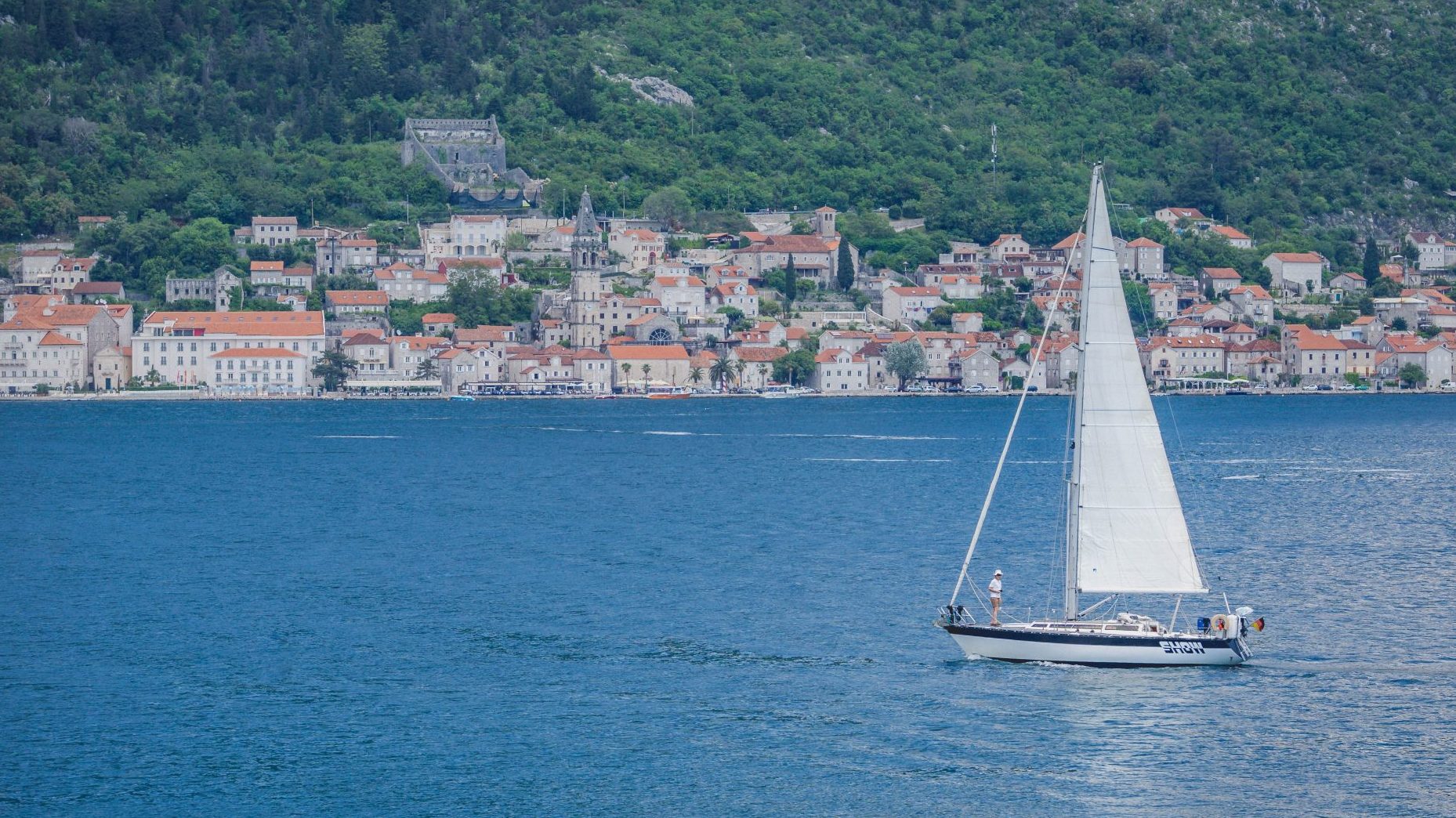 Pogled na Perast u Boki Kotorskoj. Foto: BIRN/Samir Kajošević